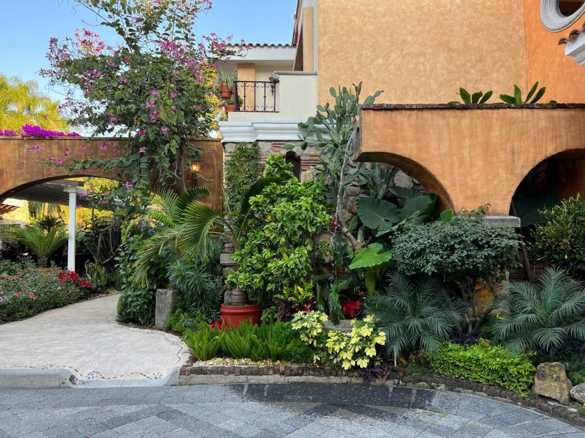 Mesón De Delicias Hotel *